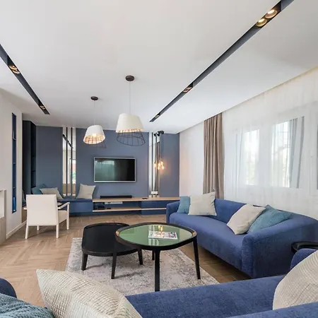 Villa Luxury Primavera With Heated Pool