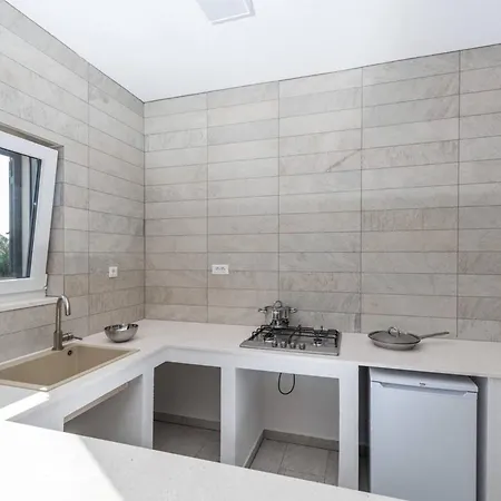 Luxury Primavera With Heated Pool Villa