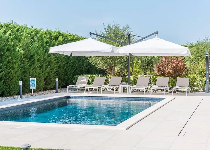 빌라 Luxury Primavera With Heated Pool