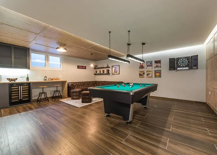 Luxury Primavera With Heated Pool