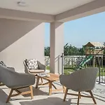 Luxury Primavera With Heated Pool *