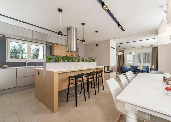 Luxury Primavera With Heated Pool