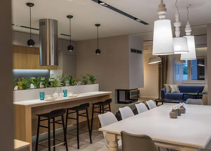 Luxury Primavera With Heated Pool Sukosan
