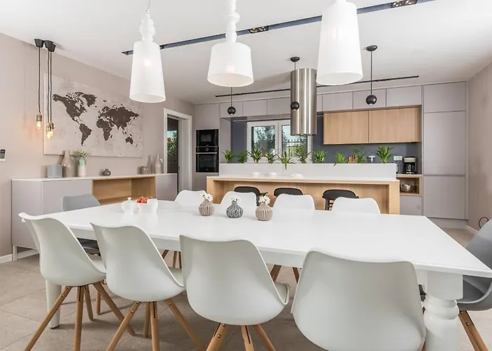 Villa Luxury Primavera With Heated Pool *